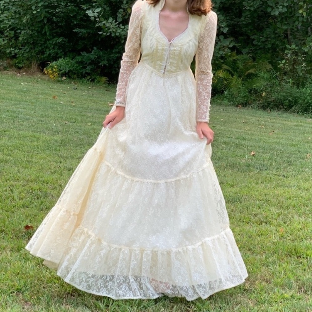 Gunne Sax Romantic Cream Lace Long Dress, S. - Picture 10 of 16
